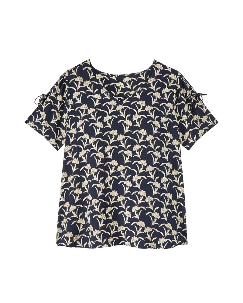Front of plus size  by Meri Skye | Dia&Co | dia_product_style_image_id:137062